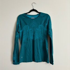 Athleta Women's XL Long Sleeve Shirt Thick Paisly Floral Teal Thumbholes